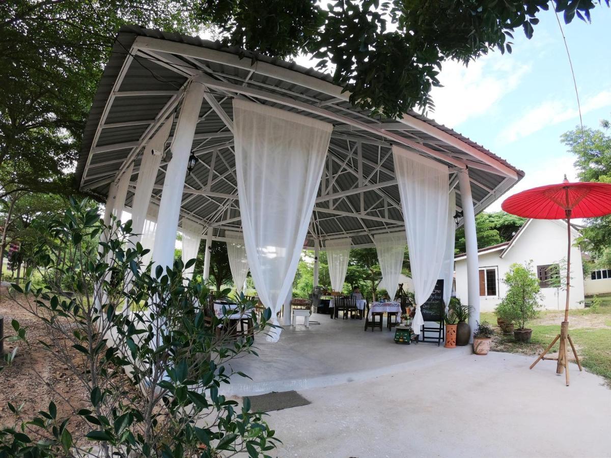Naracha Resort Mueang Kao Exterior photo